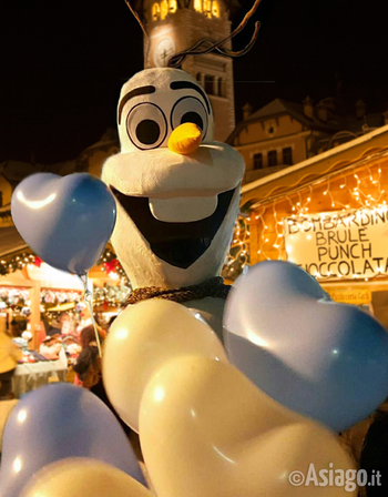 Olaf ai mercatini di Natale di Asiago
