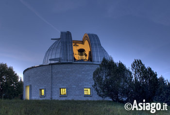 L'Osservatorio di Asiago di notte