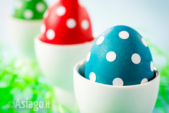 Uova di pasqua a pois