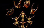 Spettacolo di acrobati con THE BLACK BLUES BROTHERS a Canove per il CuCu Festival - 29 agosto 2021