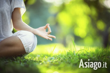 Yoga handpan a cesuna