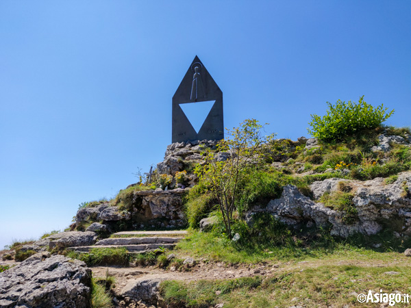 Monumento la Madonna di Crauti