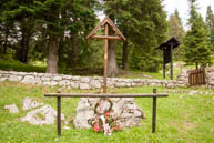 Kreuz auf dem Friedhof von Sassari Brigade