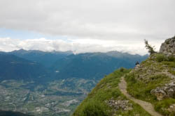 Percorso con vista panoramica sulla val d'Assa