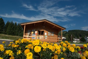 Chalet Turistico Regione a Treschè Conca di Roana sull'Altopiano di Asiago Chalet Turistico Regione a Treschè Conca di Roana sull'Altopiano di Asiago