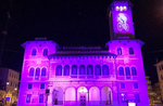 Asiago is preparing the arrival of the tour of Italy: here are the themed showcases set up for the occasion
