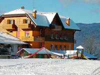 Hotel da barba esterno inverno