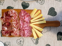 Tagliere misto con salumi e formaggio