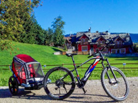 E-bike a noleggio con carrettino per bambini